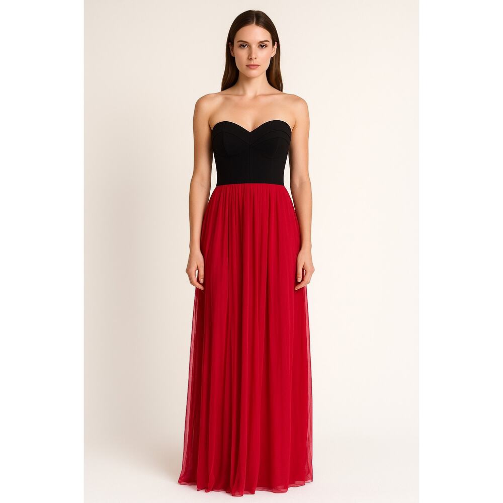 Sapphire Dolls Strapless Red and Black
Colorblock Gown – Women’s Size Medium